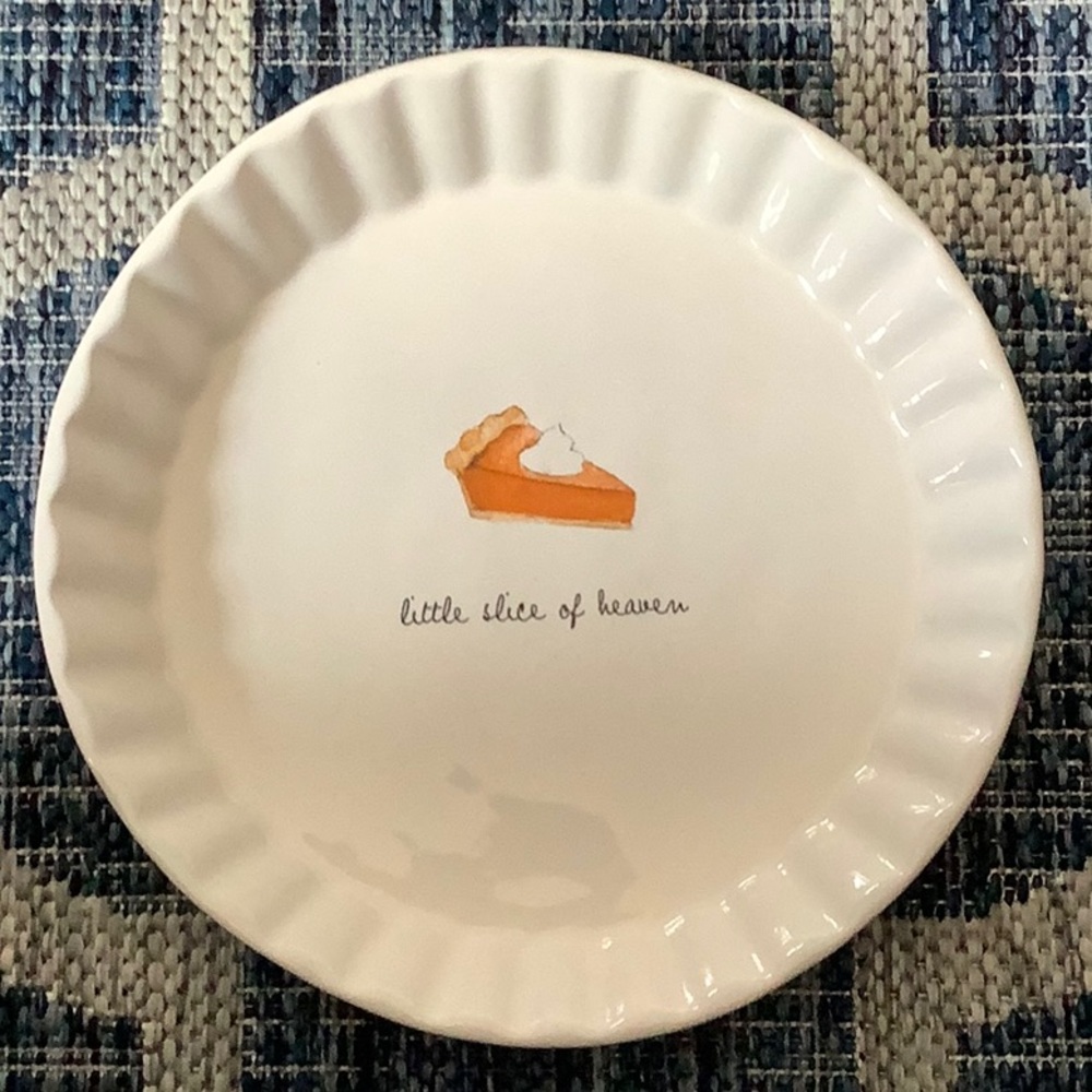 Rae Dunn 🥧“Little Piece of Heaven” Pie Pan~NWOT